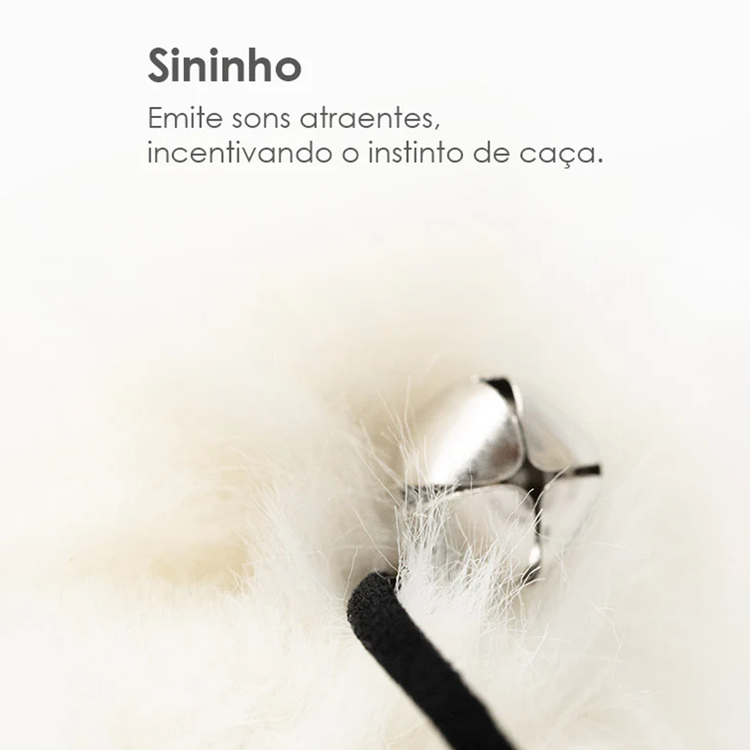 Pompom com Catnip em Folhas