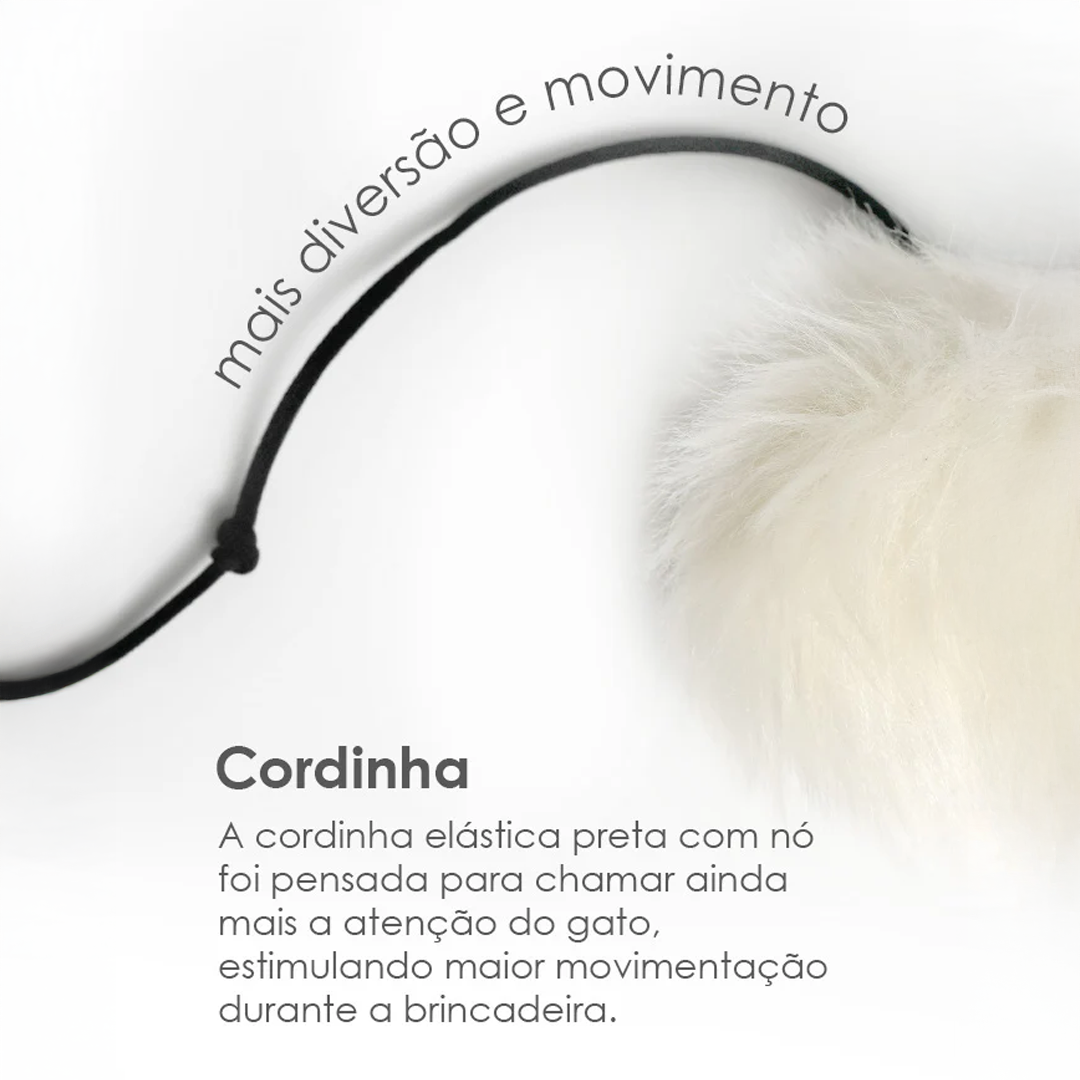 Pompom com Catnip em Folhas